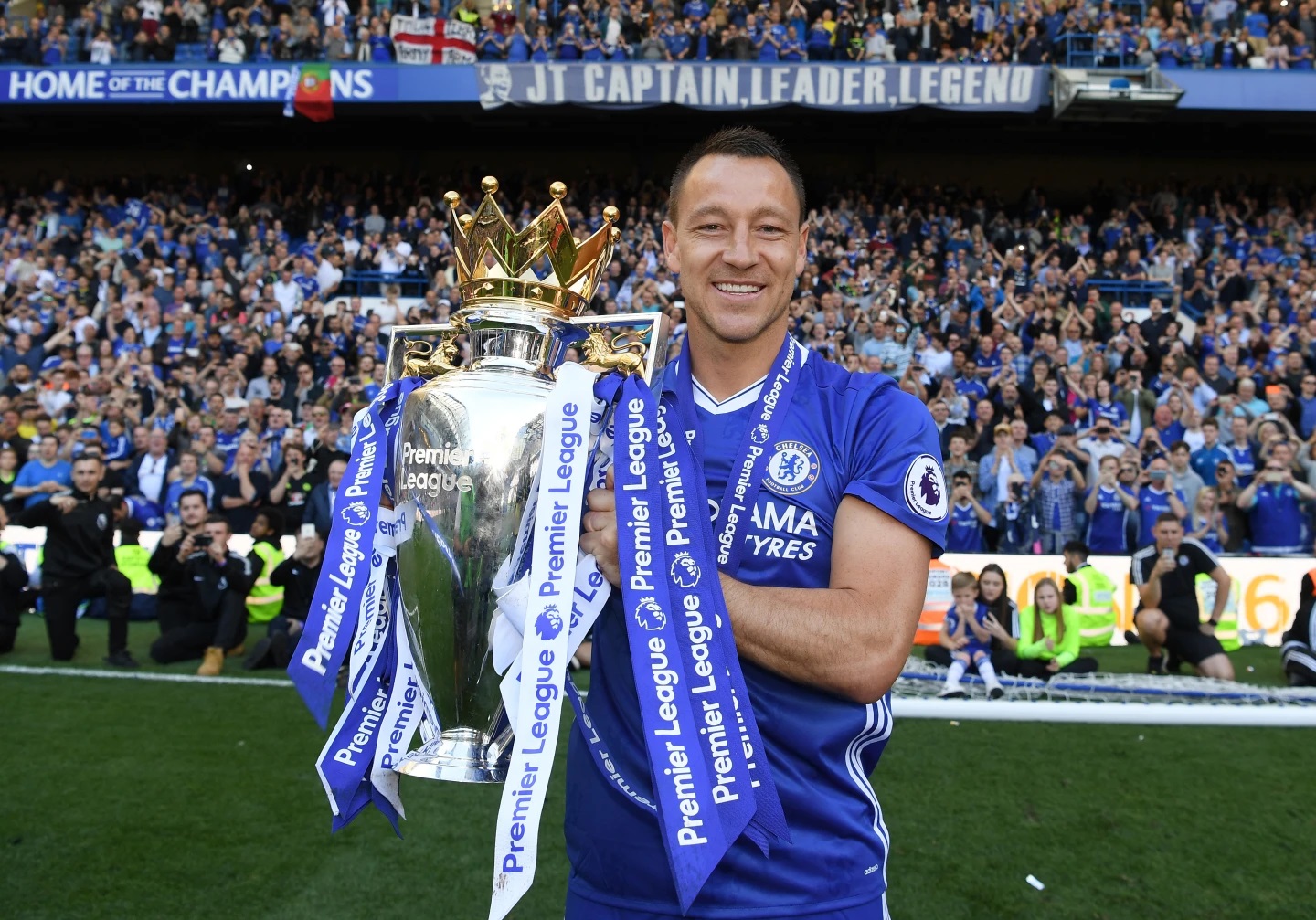 Top 10 Greatest Chelsea Captains in History