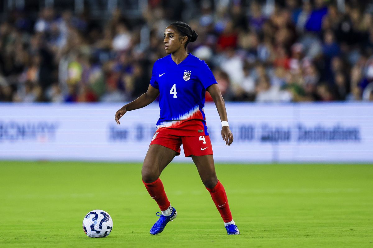 Chelsea to Sign Naomi Girma in World-Record Deal