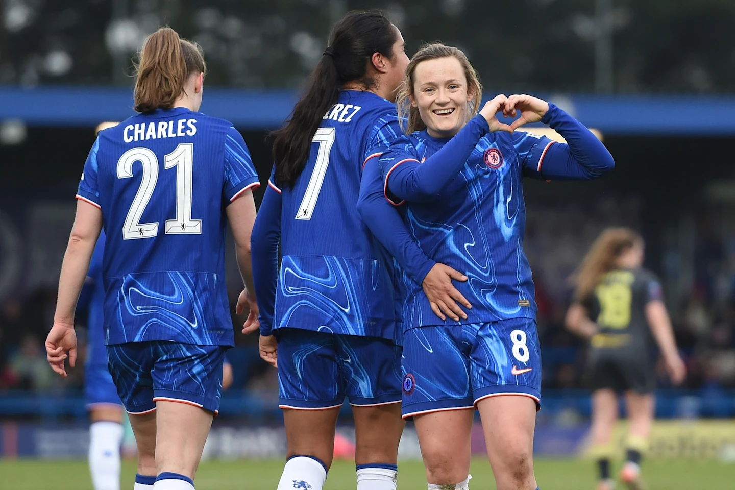 Chelsea Women Cruise to 4-1 Victory Over Everton in FA Cup Clash