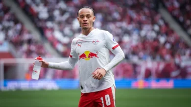 Tottenham Hijack Chelsea's Simons Deal